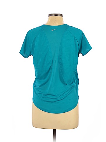 Nike Active T-Shirt (view 2)