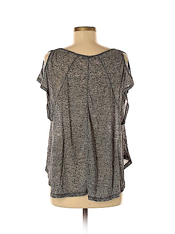 Brandy Melville Short Sleeve Top (view 2)