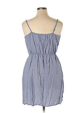 Old Navy Casual Dress (view 2)