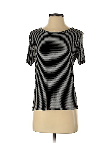American Eagle Outfitters Short Sleeve T-Shirt (view 1)