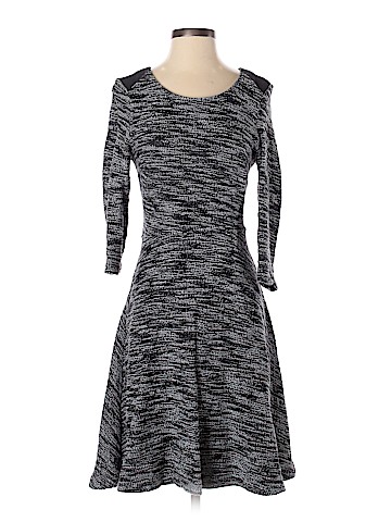 Old Navy Casual Dress (view 1)