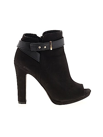 Sam & Libby Heels (view 1)