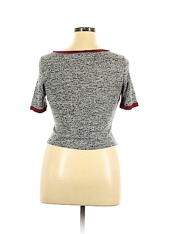 Charlotte Russe Short Sleeve T-Shirt (view 2)