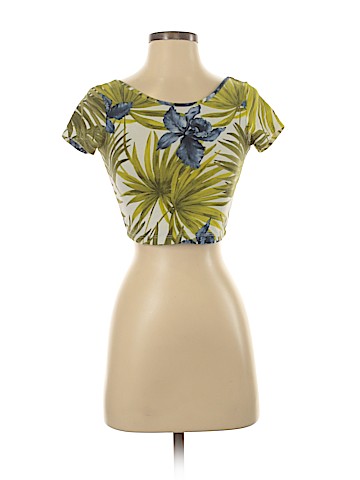 Brandy Melville Short Sleeve T-Shirt (view 1)