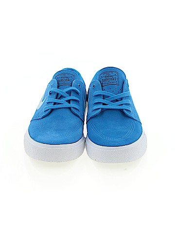 Nike Sneakers (view 2)