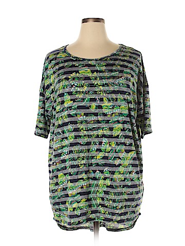 Lularoe Short Sleeve T-Shirt (view 1)