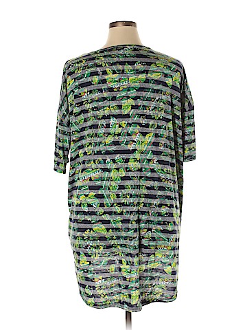 Lularoe Short Sleeve T-Shirt (view 2)