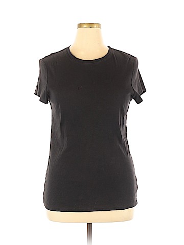 Old Navy Short Sleeve T-Shirt (view 1)