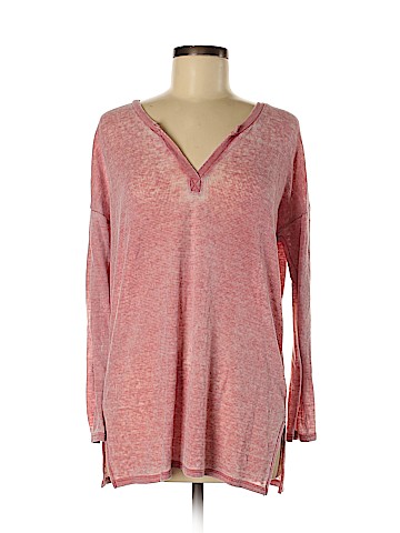 American Eagle Outfitters 3/4 Sleeve Top (view 1)