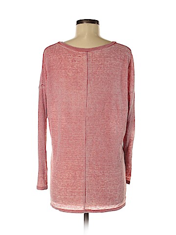 American Eagle Outfitters 3/4 Sleeve Top (view 2)