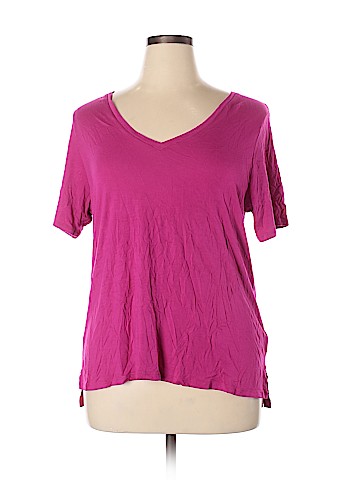 Old Navy Short Sleeve T-Shirt (view 1)