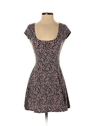 American Eagle Outfitters Casual Dress (view 1)