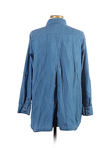 Motherhood 3/4 Sleeve Button-Down Shirt (view 2)