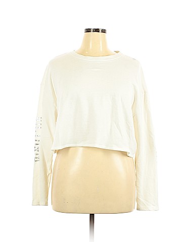 Victoria Sport Sweatshirt (view 1)