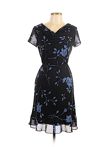 Nikki Morgan Casual Dress (view 1)