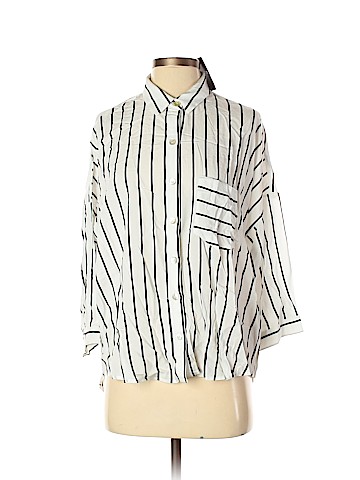 Forever 21 Long Sleeve Button-Down Shirt (view 1)