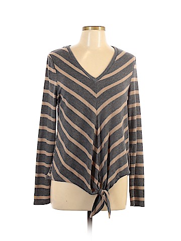 Monteau Pullover Sweater (view 1)