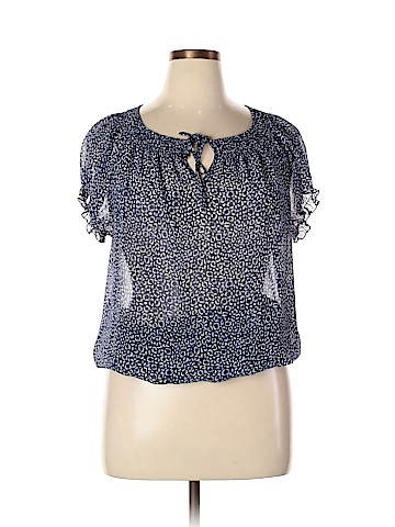 Liz Claiborne Short Sleeve Blouse (view 1)