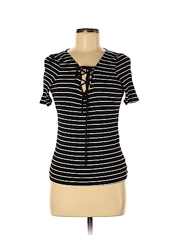 American Eagle Outfitters Short Sleeve Top (view 1)