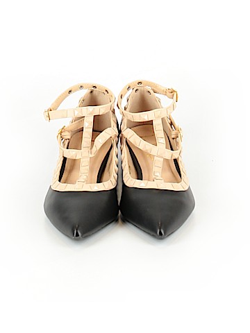 Lulu's Heels (view 2)