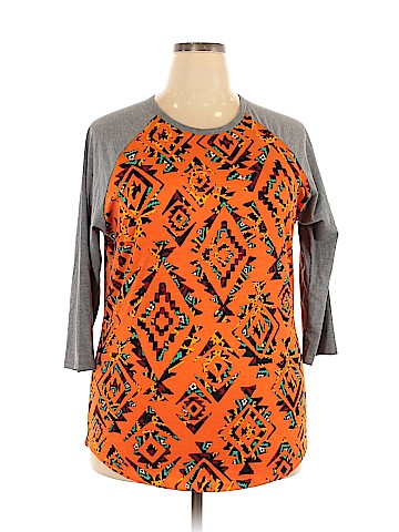 Lularoe 3/4 Sleeve T-Shirt (view 1)