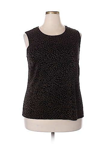Ronni Nicole II Sleeveless Top (view 1)