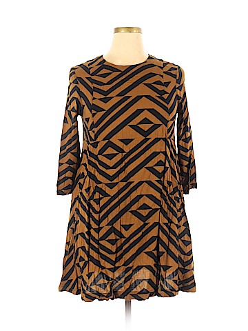 H&M Casual Dress (view 1)