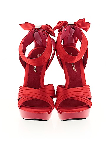 Fabulous Heels (view 2)