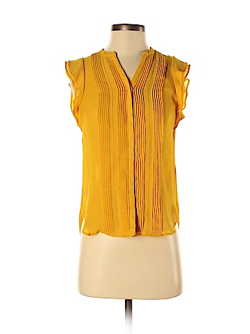 H&M Sleeveless Blouse (view 1)