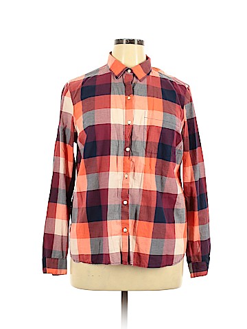 Old Navy Long Sleeve Button-Down Shirt (view 1)