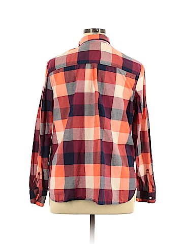 Old Navy Long Sleeve Button-Down Shirt (view 2)