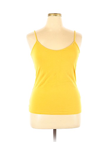 Simply Styled Tank Top (view 1)