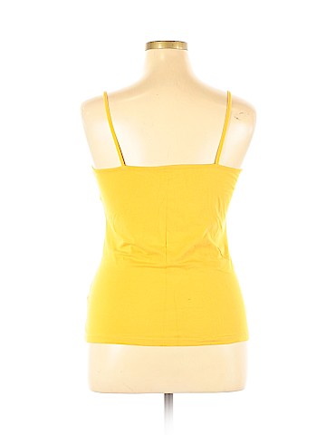 Simply Styled Tank Top (view 2)