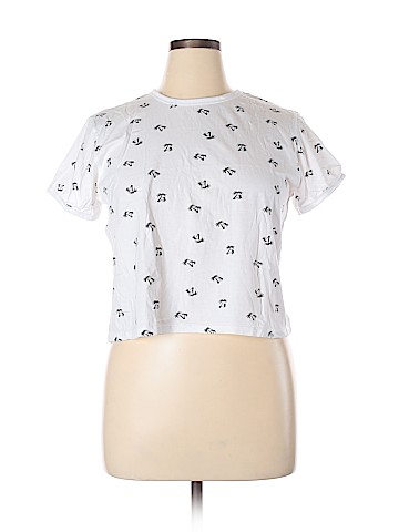 Unbranded Short Sleeve T-Shirt (view 1)