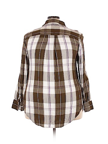 Lane Bryant Long Sleeve Button-Down Shirt (view 2)