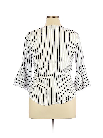 White House Black Market 3/4 Sleeve Blouse (view 2)