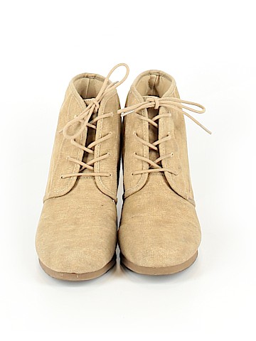 American Eagle Shoes Ankle Boots (view 2)