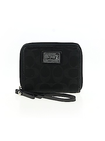 Coach Heart Poppy Wristlet (view 1)