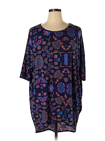 Lularoe Short Sleeve T-Shirt (view 1)