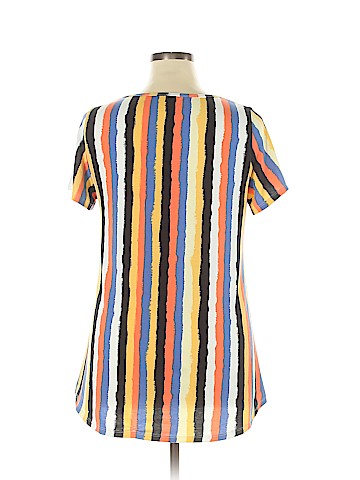 Lularoe Short Sleeve T-Shirt (view 2)