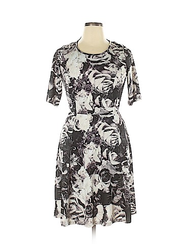 Triste Casual Dress (view 1)