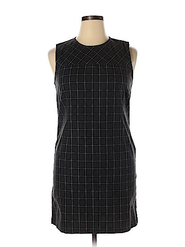 Old Navy Casual Dress (view 1)