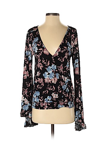 American Eagle Outfitters Long Sleeve Top (view 1)