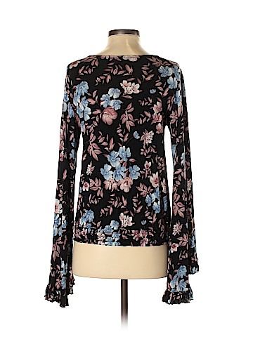 American Eagle Outfitters Long Sleeve Top (view 2)