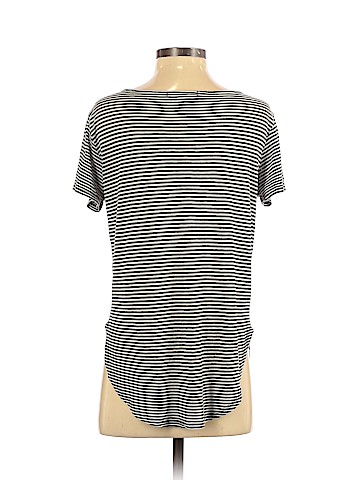 Forever 21 Short Sleeve T-Shirt (view 2)