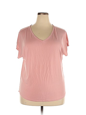 Leo & Nicole Short Sleeve Top (view 1)