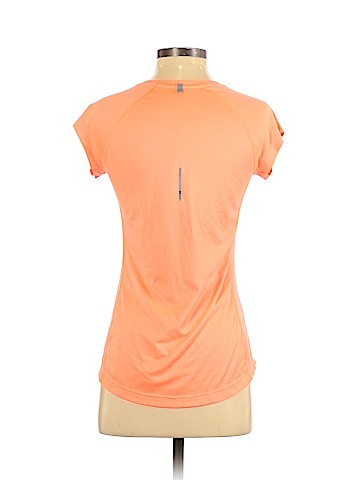 Nike Active T-Shirt (view 2)