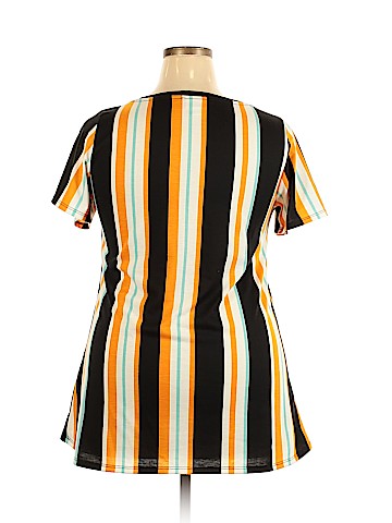 Lularoe Short Sleeve T-Shirt (view 2)