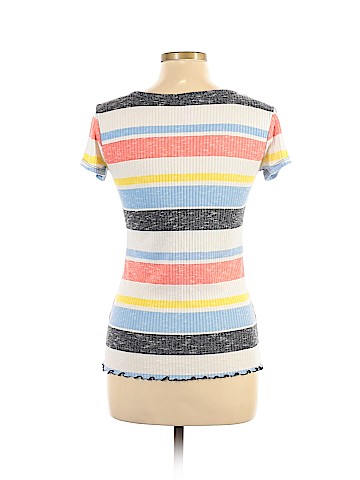 No Boundaries Short Sleeve Top (view 2)