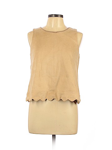 Romeo & Juliet Couture Sleeveless Top (view 1)